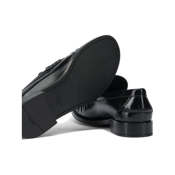 Prada Brushed Leather Loafers IT 38 Women - Picture 5 of 5